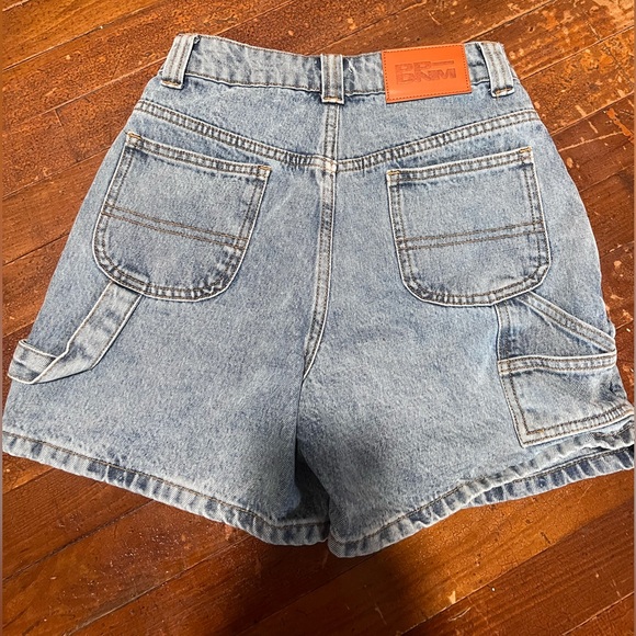 princess polly cargo shorts - Picture 4 of 4